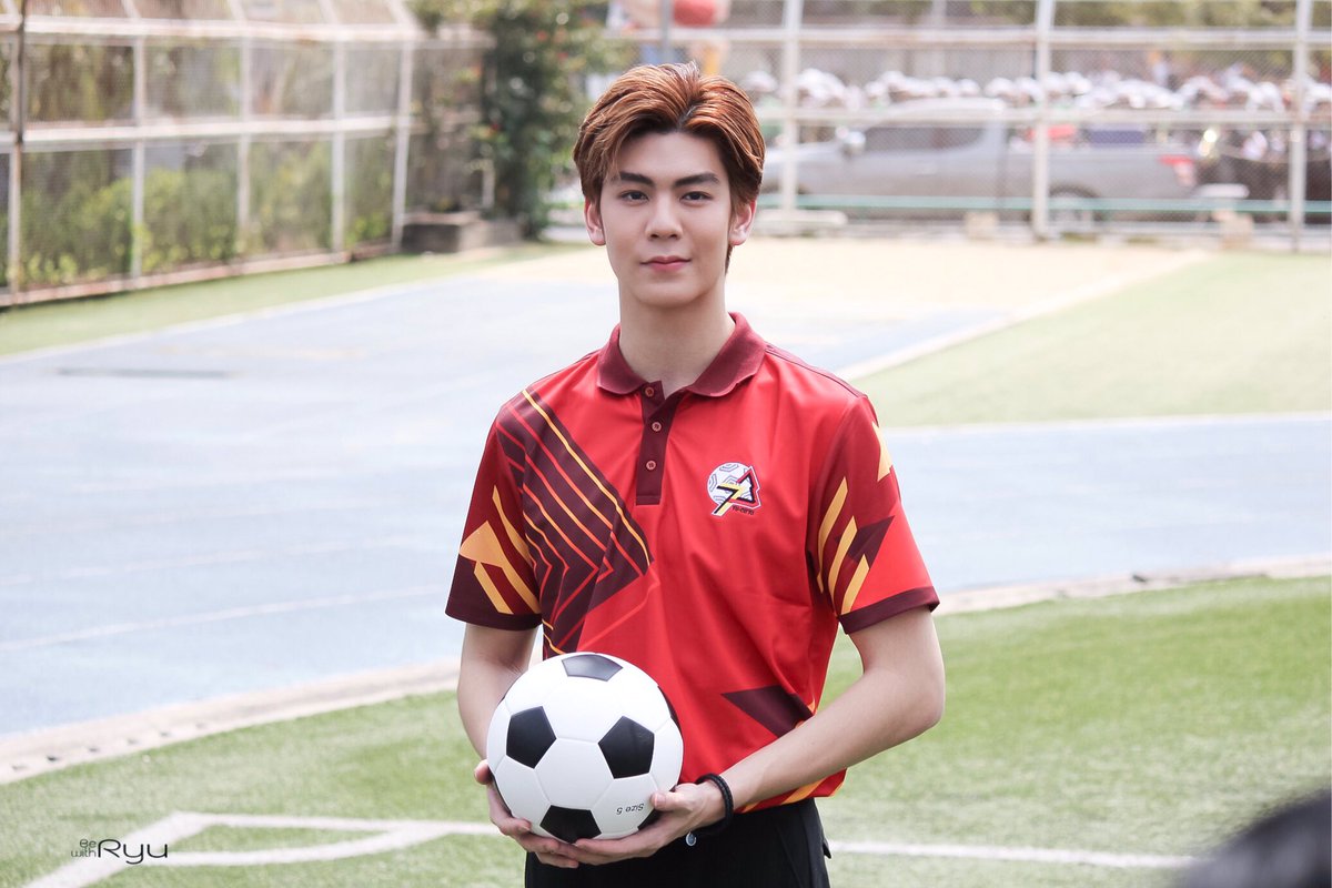 bewithryu's tweet photo. ล็อตสุดท้ายแล้วจ้าาาา 🙂 

@ryuvachirawich 
#RyuVachirawich 
#TUCUBall73 
#RyuPower 
#9by9TH https://t.co/f1u7gPcTqn