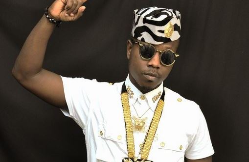 GhanaliveTwitt's tweet image. I’m hardly getting any attention – #FlowKing Stone
See Now 😮👉 bit.ly/2UQLT0Q