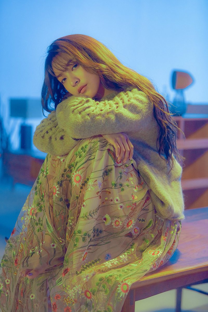 wbom_fx's tweet photo. 儚さ際立つ光と影のコンセプト勝手に推していく、、、🌔 https://t.co/r2W4y1HTnh