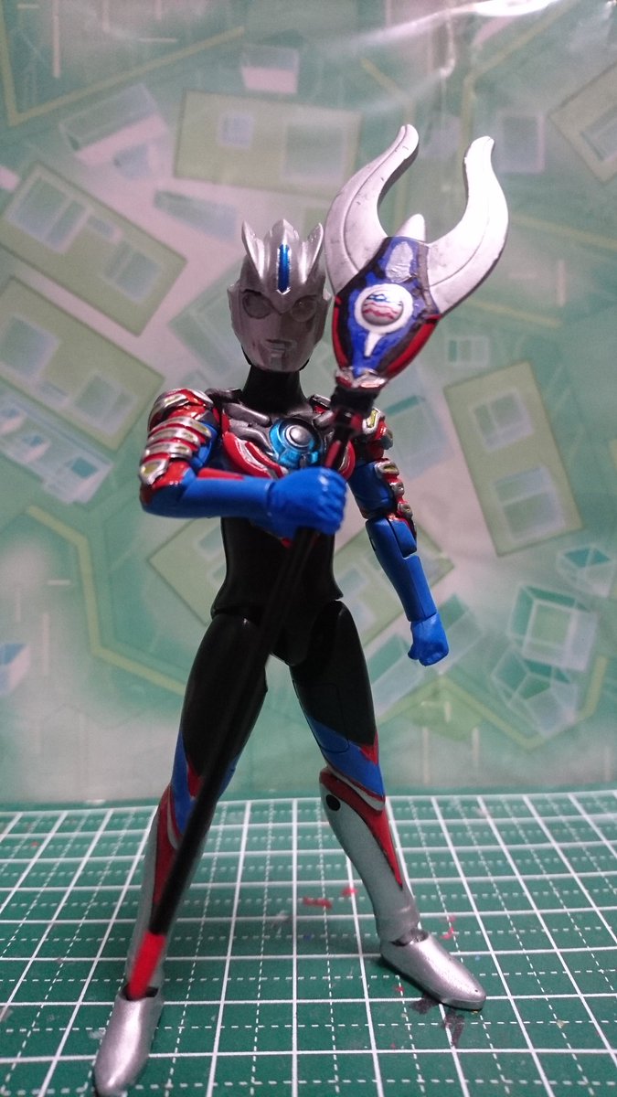 フクマン オーブスラッガーランス 完成しました Shodoジャックのウルトラクロスと ウルトラアクションオーブのランスをくっ付けて一部パーツを付けたり塗装したりして完成しました 一先ずハリケーンスラッシュ 完全に完成です