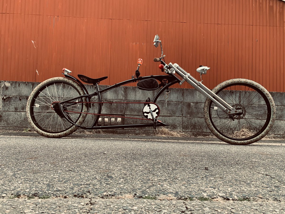 romesama_'s tweet photo. 久々 Ruff Cycles の Smyinz いじってギアチェンジは何とか使えるようになった(7段だけど7段使いきれない笑)けど、フロントディスクブレーキはキャリパーごと変えないと何ともならんな〜🙈

#RuffCycles
#CustomBicycle
#CustomCruiser
#StretchCruiser
#ビーチクルーザー
#LowKustomBC https://t.co/sywkgy8pcD