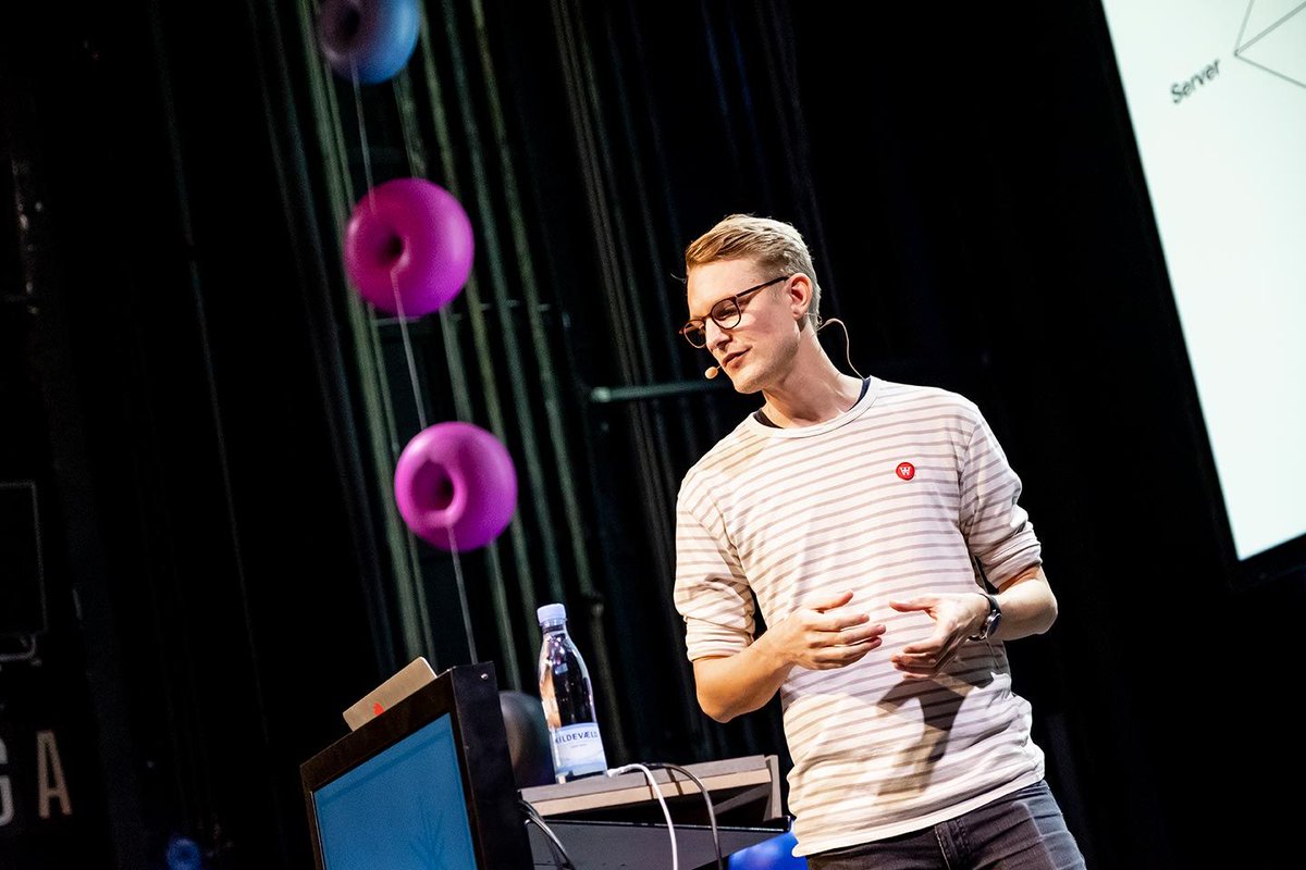 coldfrontconf's tweet photo. Check out @sunesimonsen speaking to us at #ColdFront18 on architecture for an ever-changing environment πβοΈπ https://t.co/DqluaBTv2p https://t.co/PXVAdfNetS