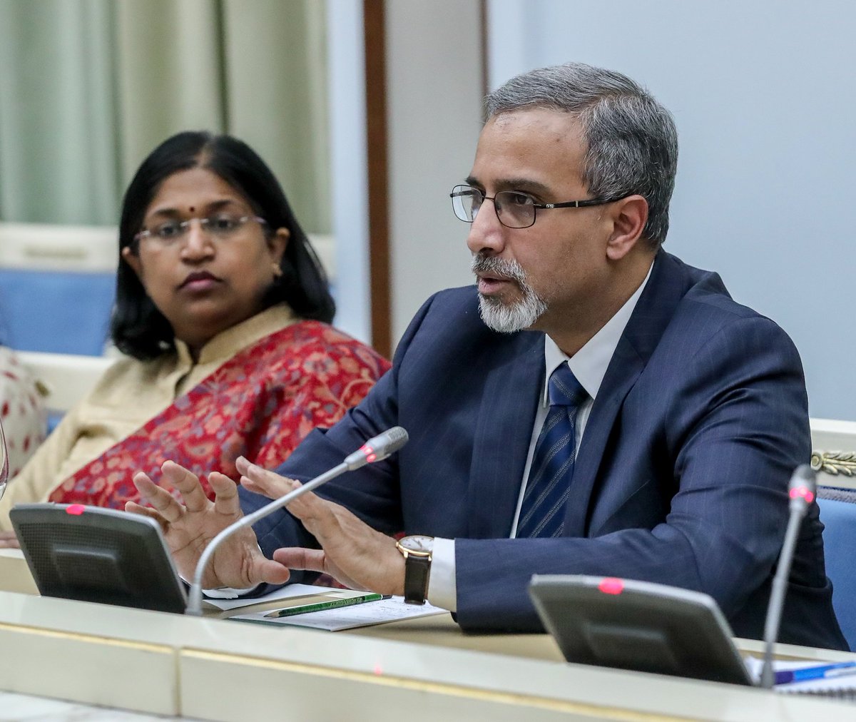 en_forumvostok's tweet photo. Russia and India to Expand Cooperation Formats #EEF2019 https://t.co/AMeOnlX8n1 https://t.co/vfCKZ2JuDx
