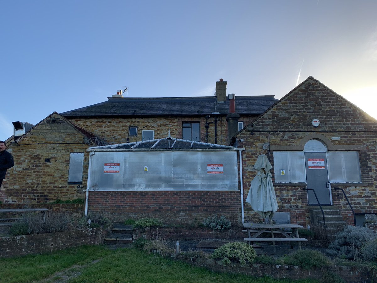 Morning all. So the weekend was crazy on the KS. But for those that don’t know, I have launched a @kickstarter project to raise £60k to reopen this beauty and beast of a place in Slaugham, West Sussex. More details are on my page via the link. 
Please RT