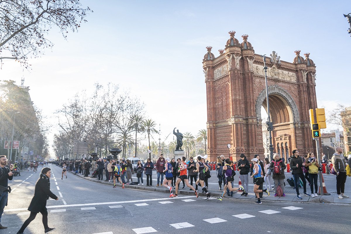MarcoCidoncha's tweet photo. Récord histórico en la eDreams Mitja Marató Barcelona: https://t.co/dM7RJRBy5E https://t.co/IFyRgPiowL