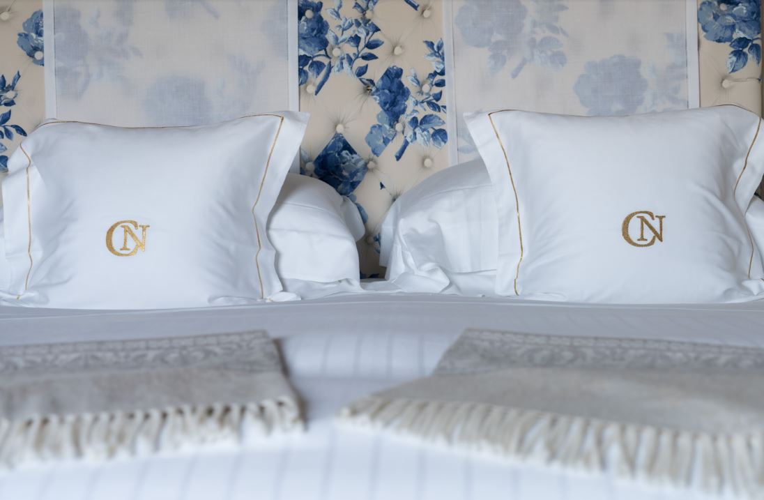 Do you need a last minute Valentine’s day gift? Make your loved one feel special by booking an unforgettable romantic stay at Castello Del Nero to be redeemed at the reopening, starting from March 21st! 

bit.ly/2Lqv75d