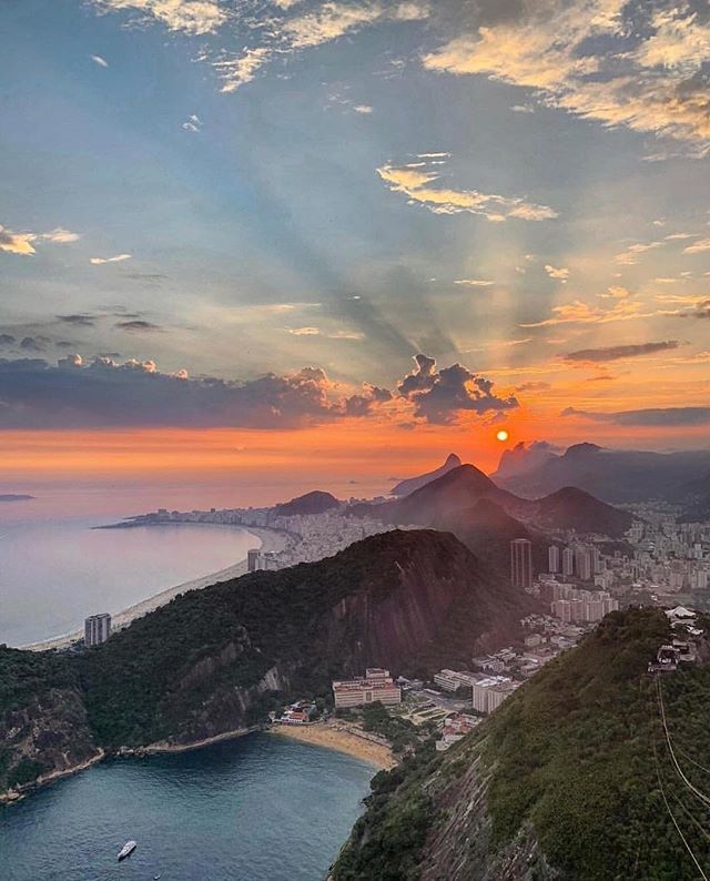 InBrasilien's tweet photo. Repost: 📷©️ @nowinrio_official .
.
.
.
.

#nowinrio
#braziltravel #brasilbr55 #omelhordonossobrasil #cameraemfoco #wu_brazil #total_brasil #olharesemimagens #olhar_brasil #panelagram #brazil #visitbrasil #travelling #praia #igersbrasil #igtravel https://t.co/Aux3SXNrIf https://t.co/jlHsTfQI6W