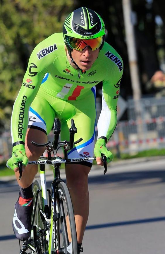 cyclerskit's tweet photo. Male Cyclist ✌️😎
#cycling #cyclinglife #cyclinglifestyle #cycle #bicycle #cyclist https://t.co/zHVRZRU2LK