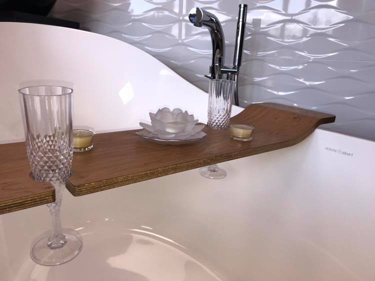 lilybainbath's tweet photo. #Monday can be a long day. Look forward to a soak in your V+A bath with the Oak wine rack and of course a vintage wine. #vandabaths #winerack #relaxation #lilybain #bathrooms #tiles #MondayMotivation https://t.co/aSGiIwncxq