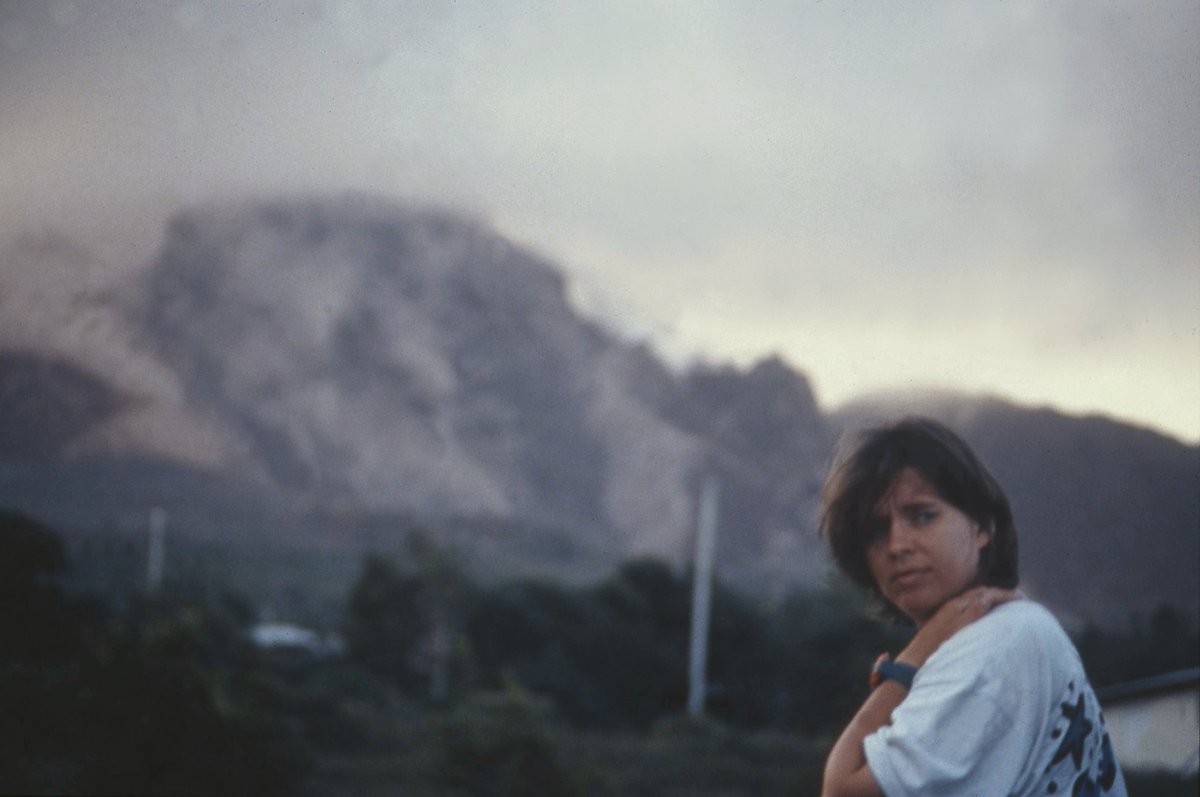 VolcanoJenni's tweet photo. I was 26 years when I met this dome
I'm 49 now but won't be for long
and all the girls I met at grad school are now
awesome profs
so, we DO want to change the world
I'm looking for a new England
and we're looking for even more girls to join us
#InternationalDayOfWomenInScience https://t.co/XH0yhoW8sJ