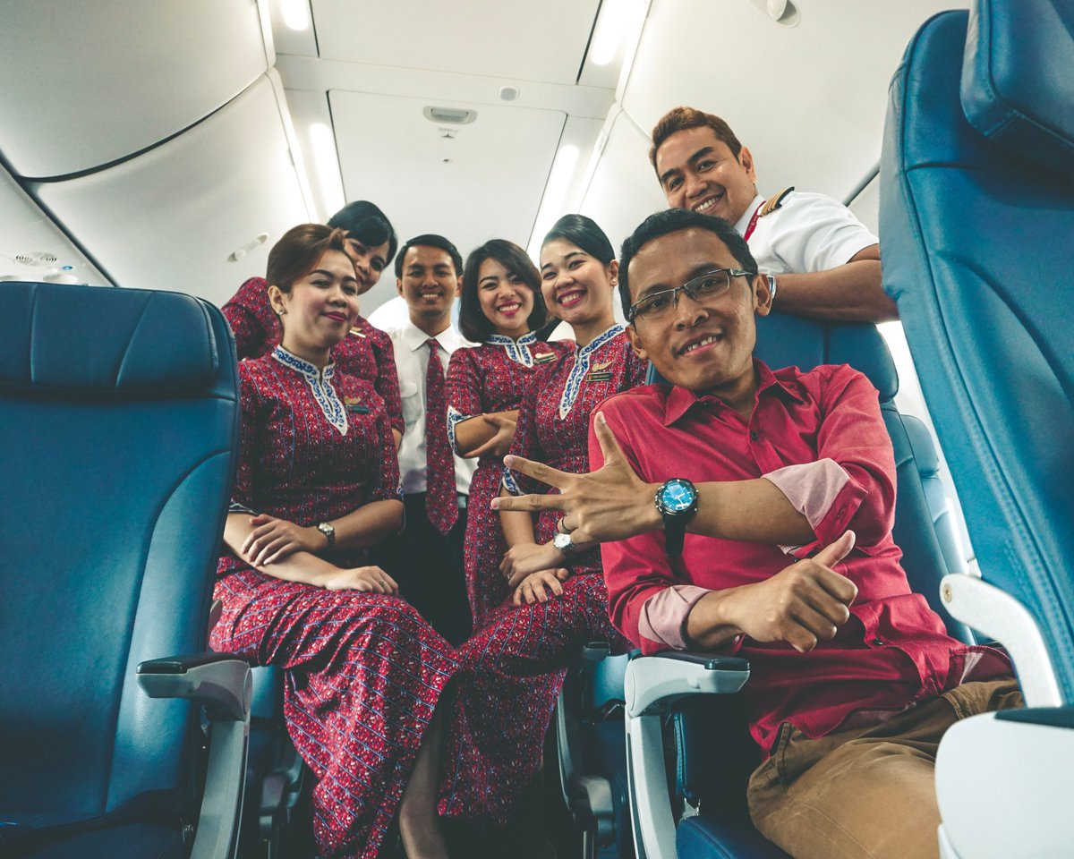 danangmandala's tweet image. instagram.com/p/BtvMWwrl1jj/…

#thinkmax #danangmandala #blogger #vlogger #spotters
#traveler #traveling #instatravel #travelblogger #travelphotography #photooftheday #aviationgeek #instapic #puisiku #poem #membaca #anakindonesia #milenial #millennials #mondaymotivation #quoteoftheday