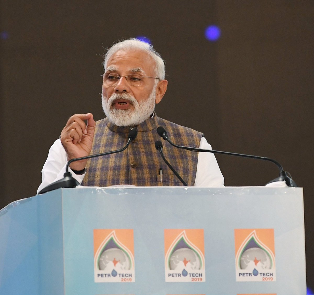 Petrotech2019's tweet image. Glimpse of the jam packed hall when Hon. PM @narendramodi delivered the  inaugural address at #PETROTECH 2019 in Greater Noida
#Petrotech2019 #ConfluenceOfEnergy
