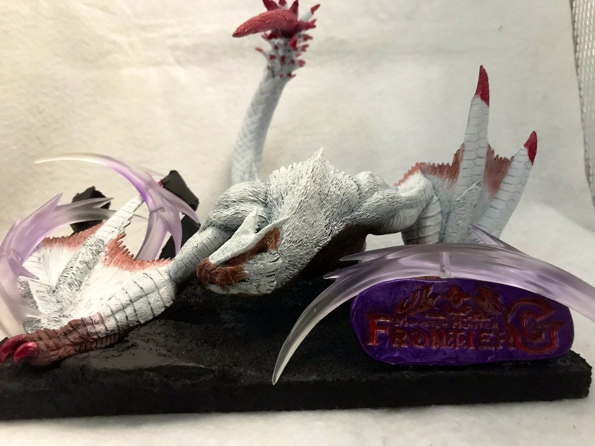 モンハンフィギュア怒ver.＋ナルガ