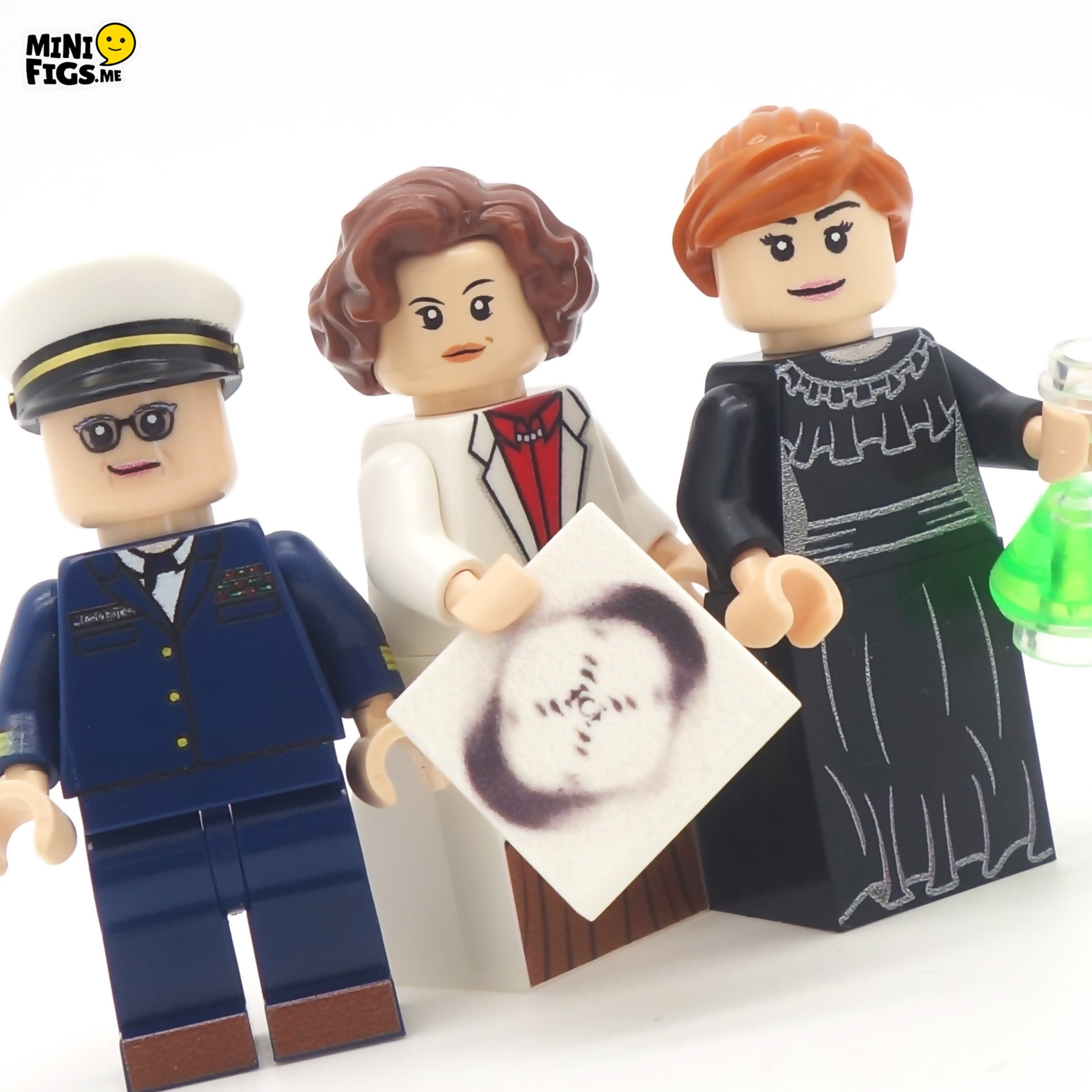Minifigs.me on X Check out our little LEGO versions of Grace Hopper Rosalind Franklin and Marie Curie. womeninstem WomenInScience customlego customlegominifigures legophotography https t 58dNnryyJs...
