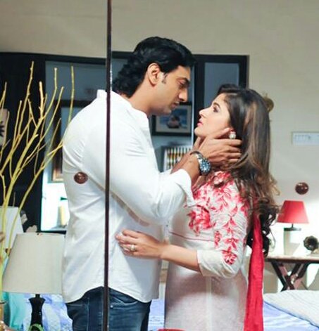 SrabantianSakib's tweet photo. @srabantismile @idevadhikari All Time Favourite Juti 😍😍 https://t.co/aO0ENEwfF5
