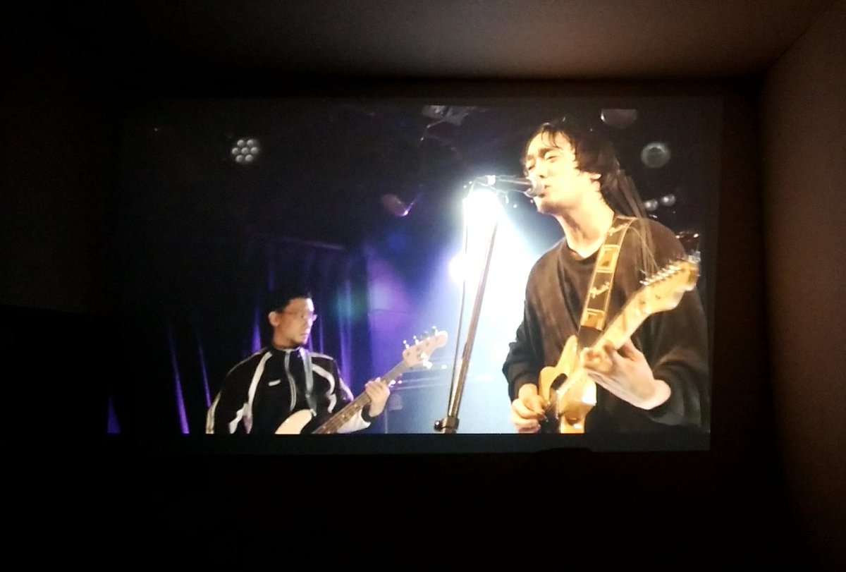 hoi_sir's tweet photo. 2018年10月5日ほいさー企画「ざくろの頃」の動画、YouTubeにて公開してます。
わたしはプロジェクターで存分に楽しみました！
3組まとめて見れるプレイリスト→ https://t.co/3CAjOgUoNJ #ざくろの頃 #壁上映 
#HALBACH #MUDDYWORLD #kumagusu https://t.co/gdKbiVe6Ls