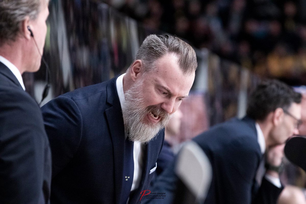 FredVarnebjork's tweet photo. @ComRikard #trekronor #coach              Foto: Fredrik Värnebjörk https://t.co/SwihFvEFwc