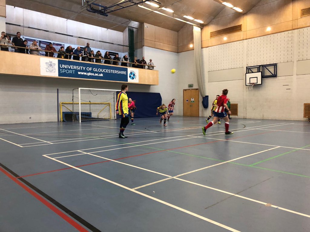 UoGSport's tweet image. Another great opportunity provided for our University student activators by @GlosFA, as we hosted the girls county futsal competition this weekend ⚽️ Great experience for all involved and a fantastic day over all 👍🏻 #FACommunityGrassrootsHubs #StudentWorkforce #Girlsfutsal
