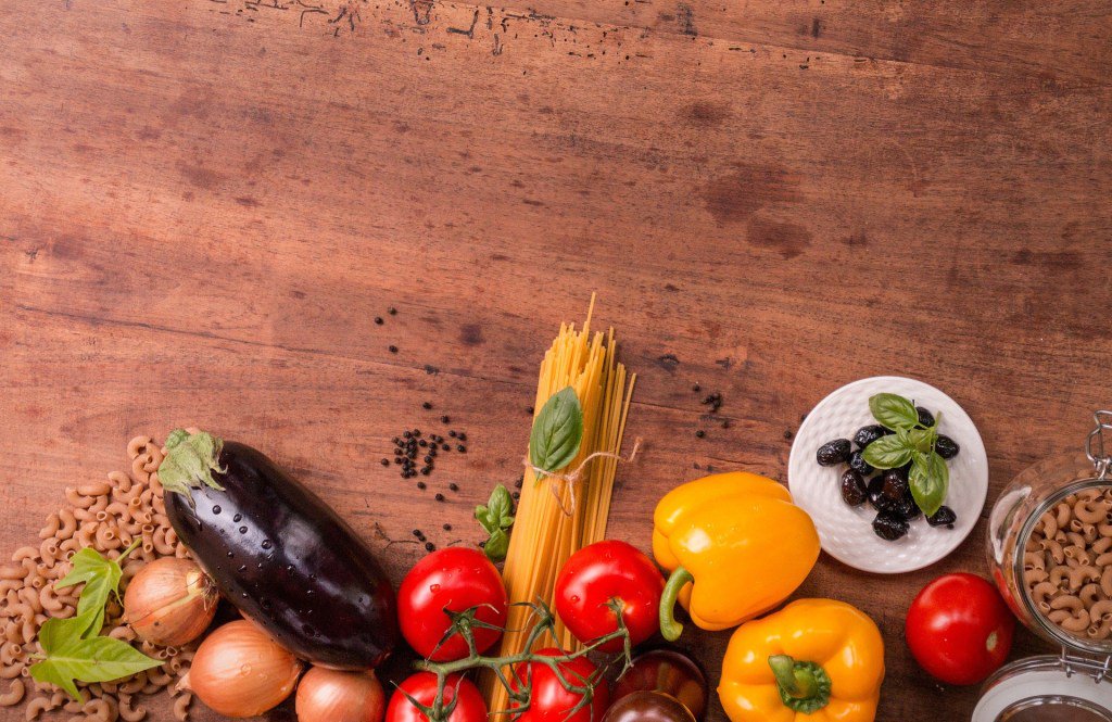 LGV_Magazine's tweet photo. VegOresto l’application qui vous dit où manger vegan en France https://t.co/bgvC6m7ijs https://t.co/7tHFWLMW3p