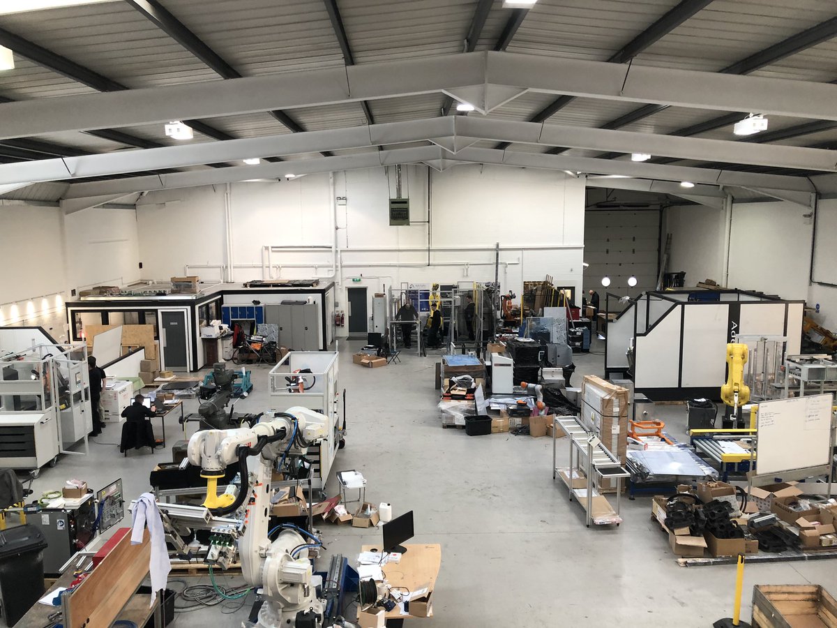 Adelphi_Auto's tweet image. An update on one of our 2 workshops! Busy, busy as always 😆 #adelphiautomation #workshop #bredbury #engineering #robots #robotics #automation #busybusy