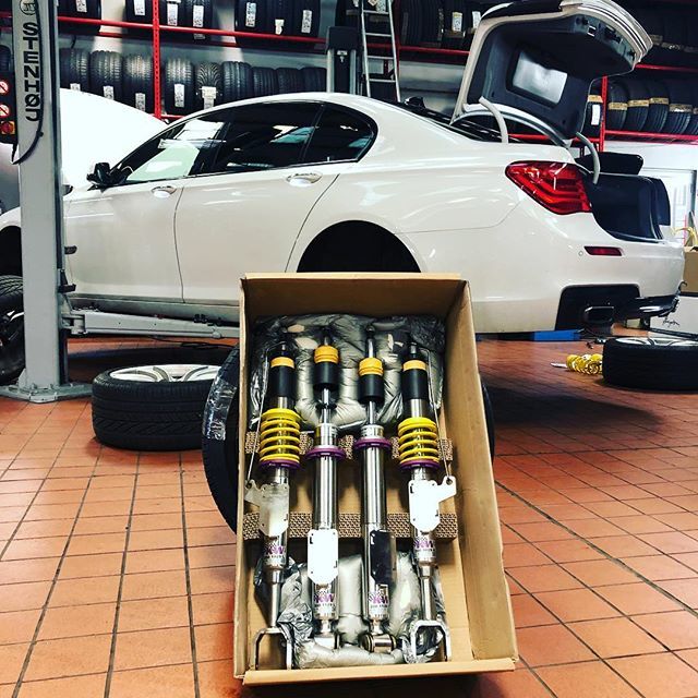 RtecAutoDesign's tweet photo. @kw_suspension variants 1 being fitted to this BMW 740i today , #rtec #rtecautodesign #suspension #kwsuspension #wheels #tyres #exhaust #suspension #since2001 https://t.co/B6FDcMr849 https://t.co/Qon1E1J5M8