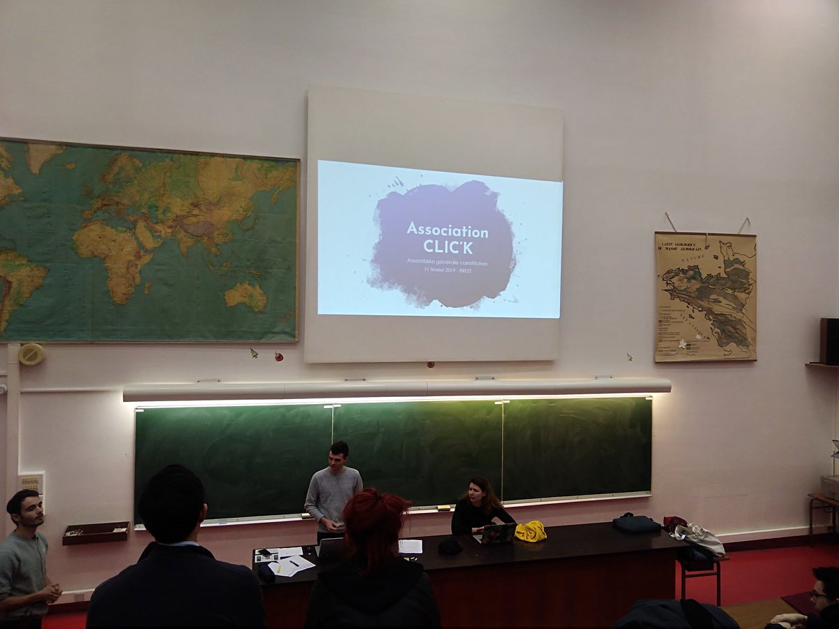 La <a href="/fedebzh/">Fédé B</a> présente lors de l'AG constitutive de l'association CLIC'K