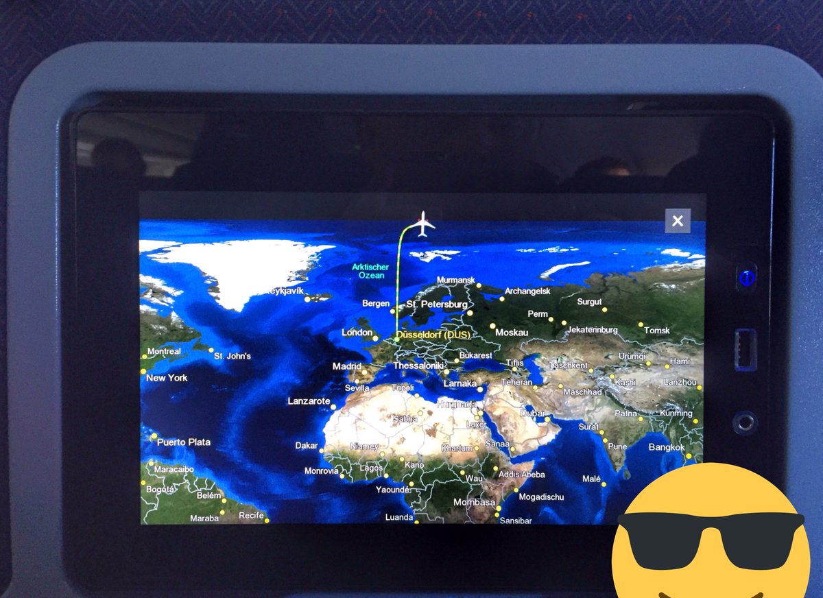 FrontRowSociety's tweet photo. ✈️✈️ Front Row Society on Tour: directly to the North Pole #northpool #fly #ice #mountain #arktis #nordpool https://t.co/R699Ik8HcT