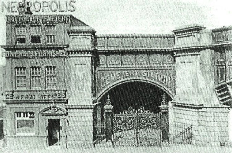 SenseMacabrePod's tweet image. Here is a picture of the original Cemetery Station before the Waterloo expansion.