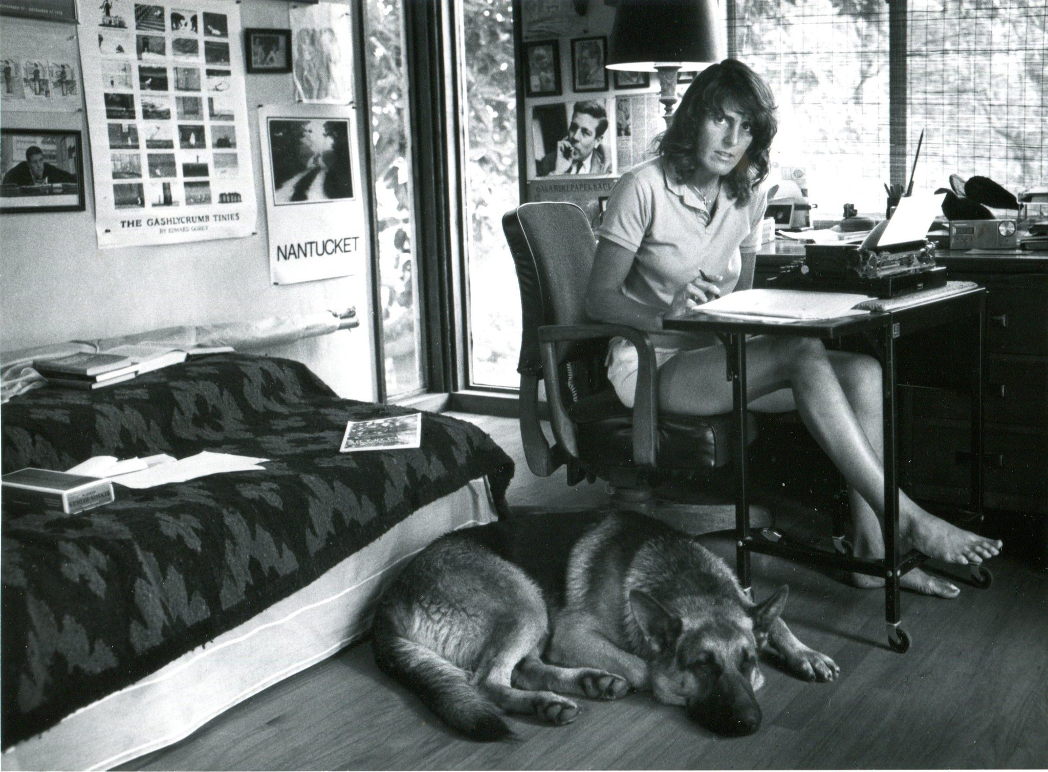 Happy Birthday to one of our favorites -- Joy Williams! 