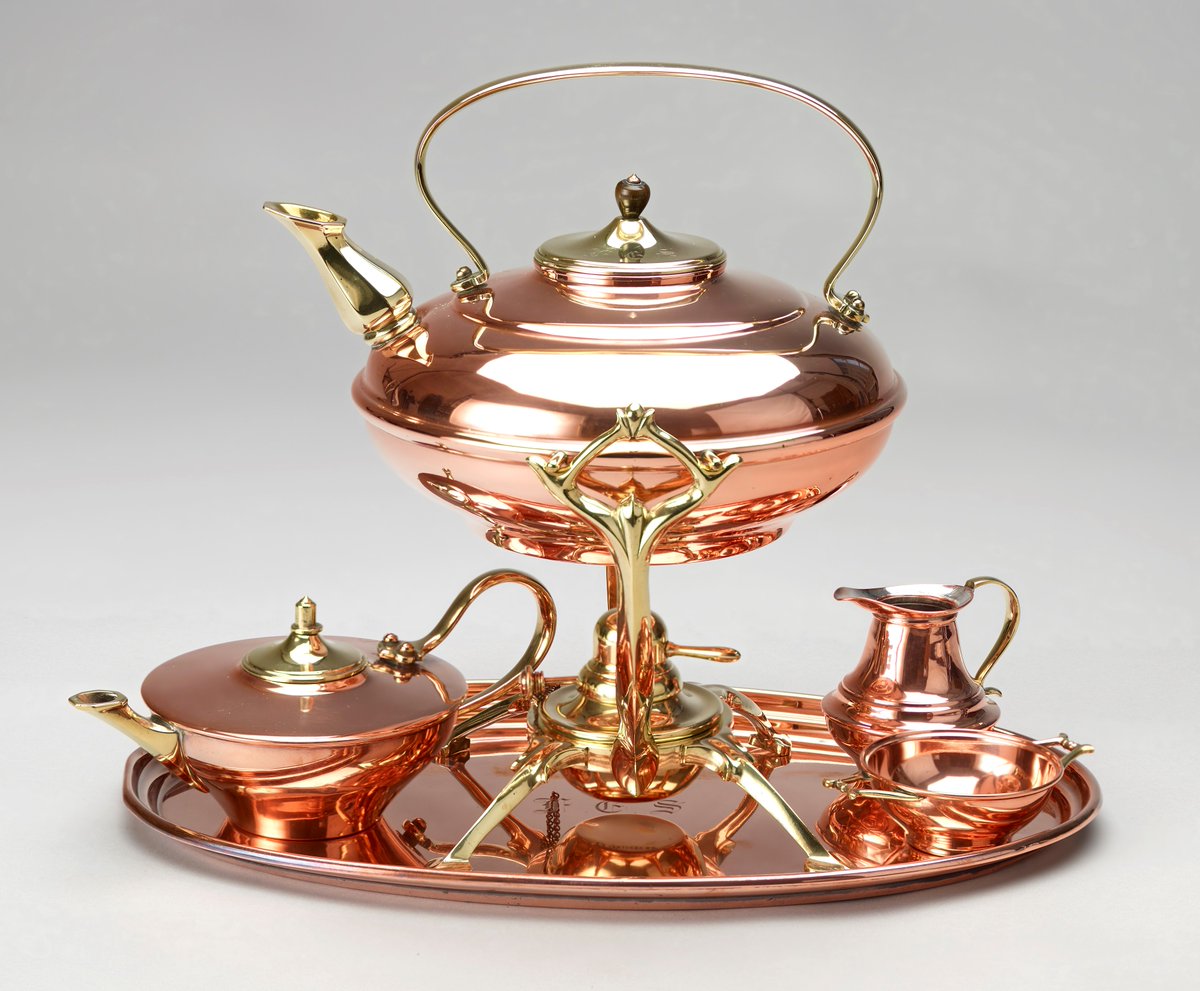 BMAGcurators's tweet image. .@ChristiesInc have chosen #VictorianRadicals as one of their must-see US exhibitions for 2019 bit.ly/2TEfQkE Full list of venues here: amfedarts.org/victorian-radi… @BM_AG @amfedarts