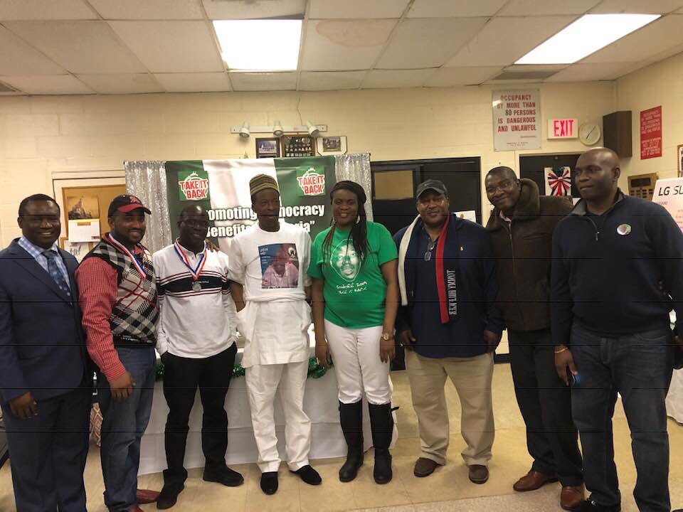 soworeagenda19's tweet photo. Takeitback Raffle draw in New York US! Raising awareness for the benefits of democracy in Nigeria.@sowore @soworeagenda19 @Sowore2019 @abiodunlawalt @DgTakeitback @SaharaReporters https://t.co/pm8fccSm7L