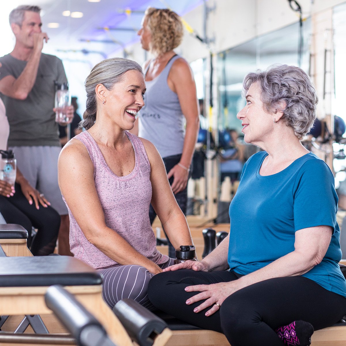 CPilatesGilbert's tweet photo. Happy Monday!
It's National Make a Friend Day! 
Challenge: Say HI and introduce yourself to someone new in class today! 
#makeafriend #pilatesbesties #bestfriends #newfriends
#ClubPilatesGilbert https://t.co/8LFyIlSKIC