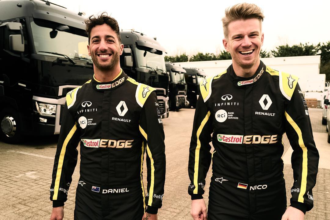 Hulkenberg_Fans's tweet photo. Smile, it's... LAUNCH WEEK! 💛🖤

@HulkHulkenberg's (and @danielricciardo's) 2019 Renault will be launched TOMORROW at 11:30 (UK time)! 🙌

#F1 #NH27 #TeamHulk #Hülkenberg #Ricciardo #RSspirit https://t.co/H7VRIfyFRs