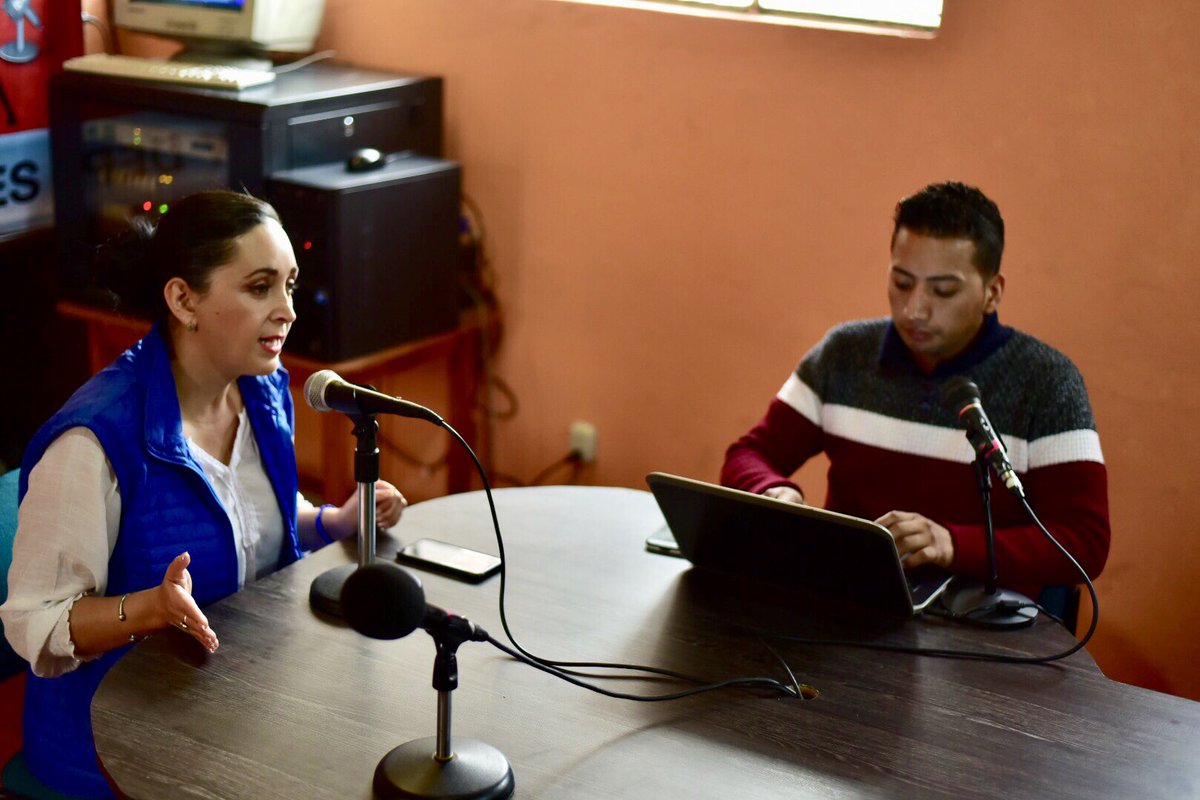 DoraOrdonezC's tweet photo. Hoy en radio @Sonoonda  conversamos sobre nuestro plan legislativo y nuestra propuestas de fiscalización. #PaúlAlcalde #DoraConcejal #Participa62 #JuntosLoHacemosBien https://t.co/53xASUbzID