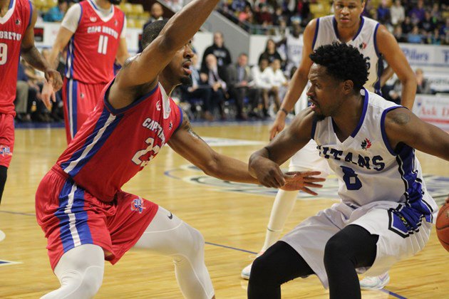 .<a href="/kw_titans/">KW Titans</a> top <a href="/CBHighlanders/">Highlanders</a> for fourth win at home in five contests bit.ly/2thanET