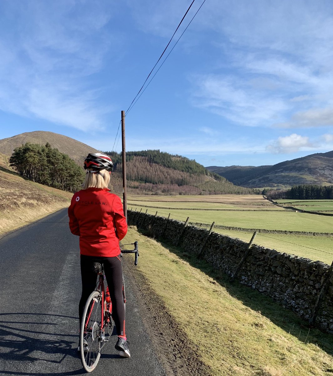 jodigo27's tweet photo. Quick stop to take in the scenery on @BreezeScotland ride near Peebles today. What a day to be out on the bikes #lunchtimeloop #10milesinthebag #MondayMotivation https://t.co/JlNPXSScAl