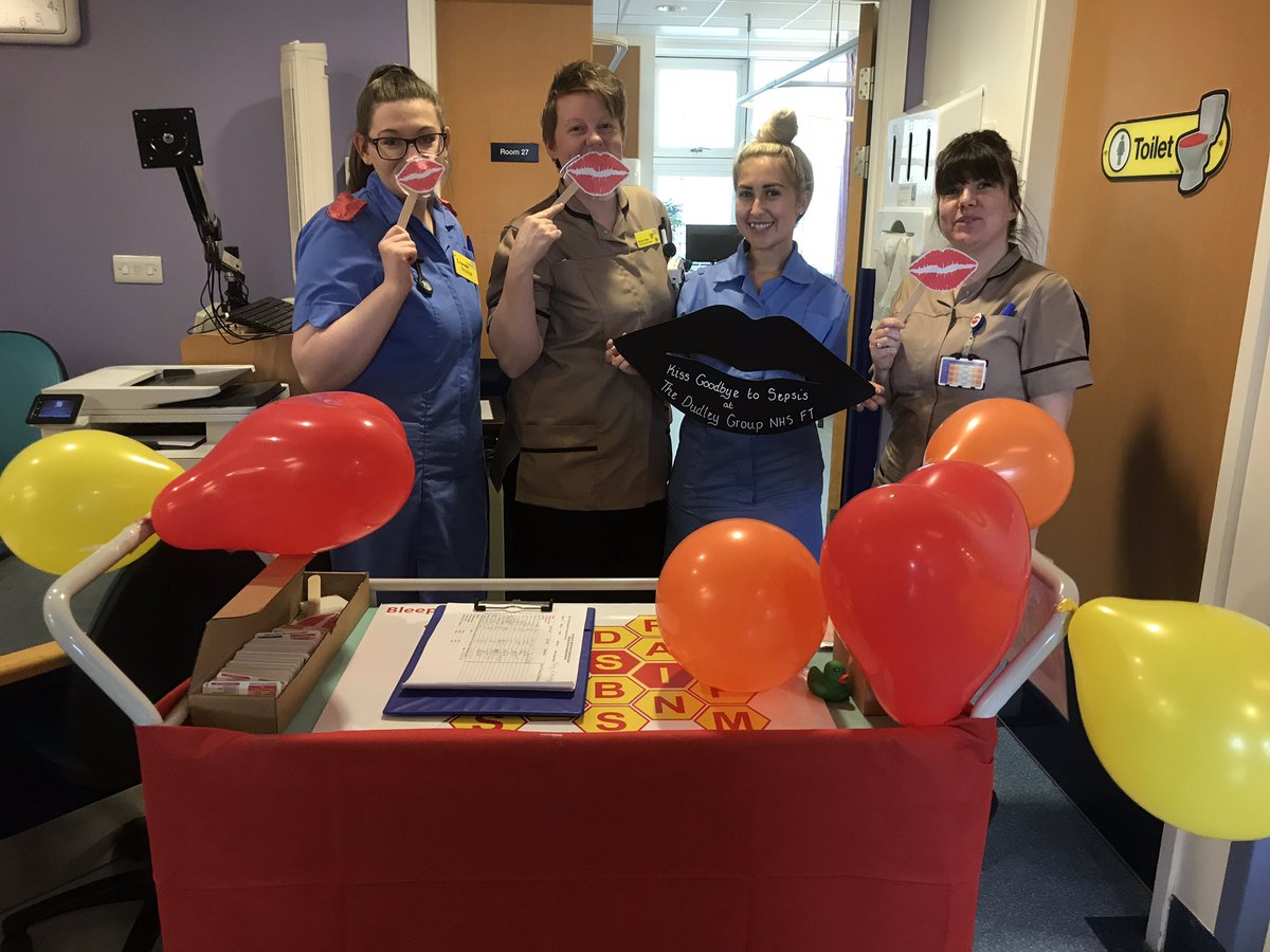 resusdudley's tweet image. @DudleyGroupCEO @themeddirector @kkelly8963 @DGNHS_DirOpsMed @SavvaLaura staff on AMU1&amp;amp;2 this morning have pledged to #KissGoodbyeToSepsis @DudleyGroupNHS &amp;amp; played #Sepsis Bingo &amp;amp; Blockbusters on the #TrolleyOfKnowledge