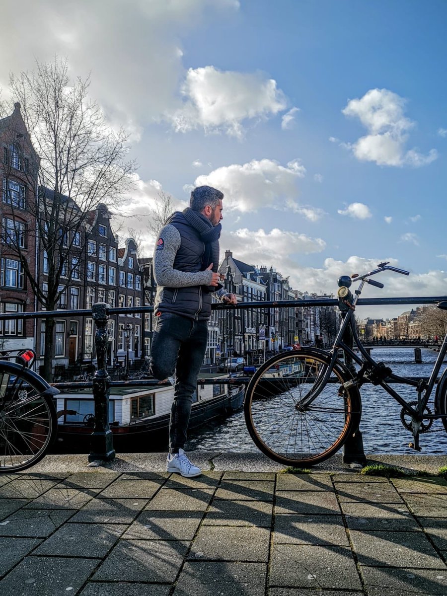 « Le bonheur est partout à qui veut bien le voir » ✨
.
———
📸 <a href="/addictiv13/">Addictive13</a> | #paysbas #amsterdam #jordaan 🇳🇱 #tripdeouf #with #lecrabounet 🦀