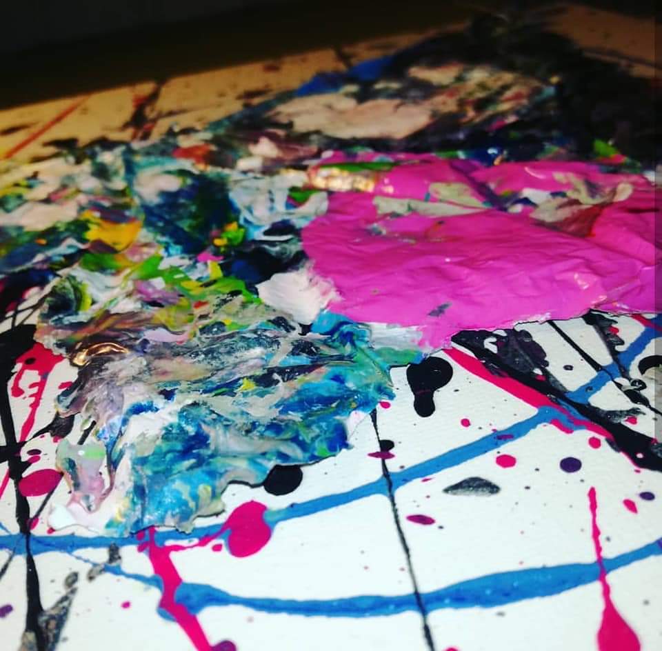 lamissari's tweet photo. Dragon #peinture #artistepeintre #dragoneffect https://t.co/BrOiqHQYi7