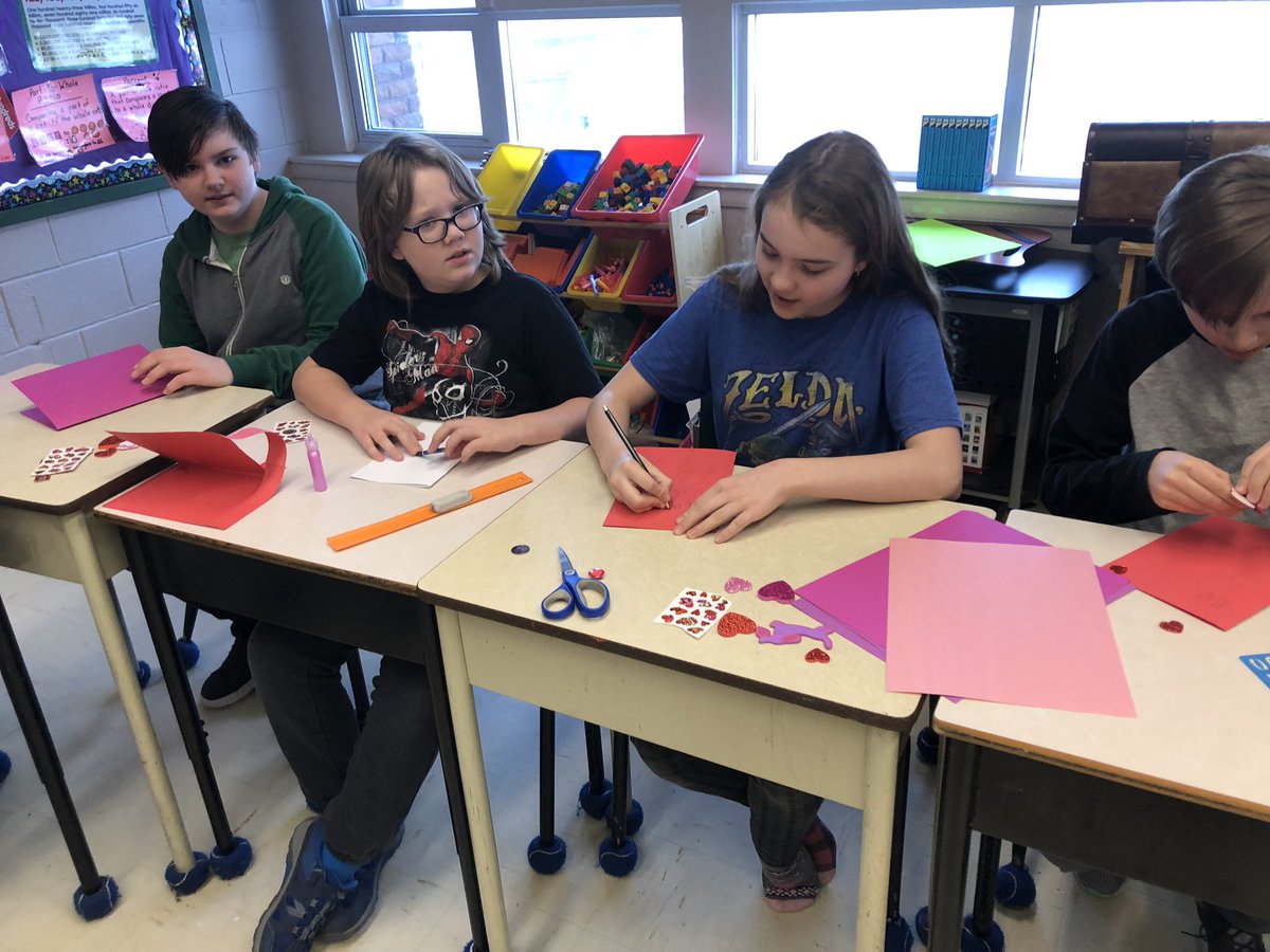 kristadgoulding's tweet image. Valentine’s Day Challenge is under way! #projectkindness @NLESDCA @VElementary @MainlanderHai