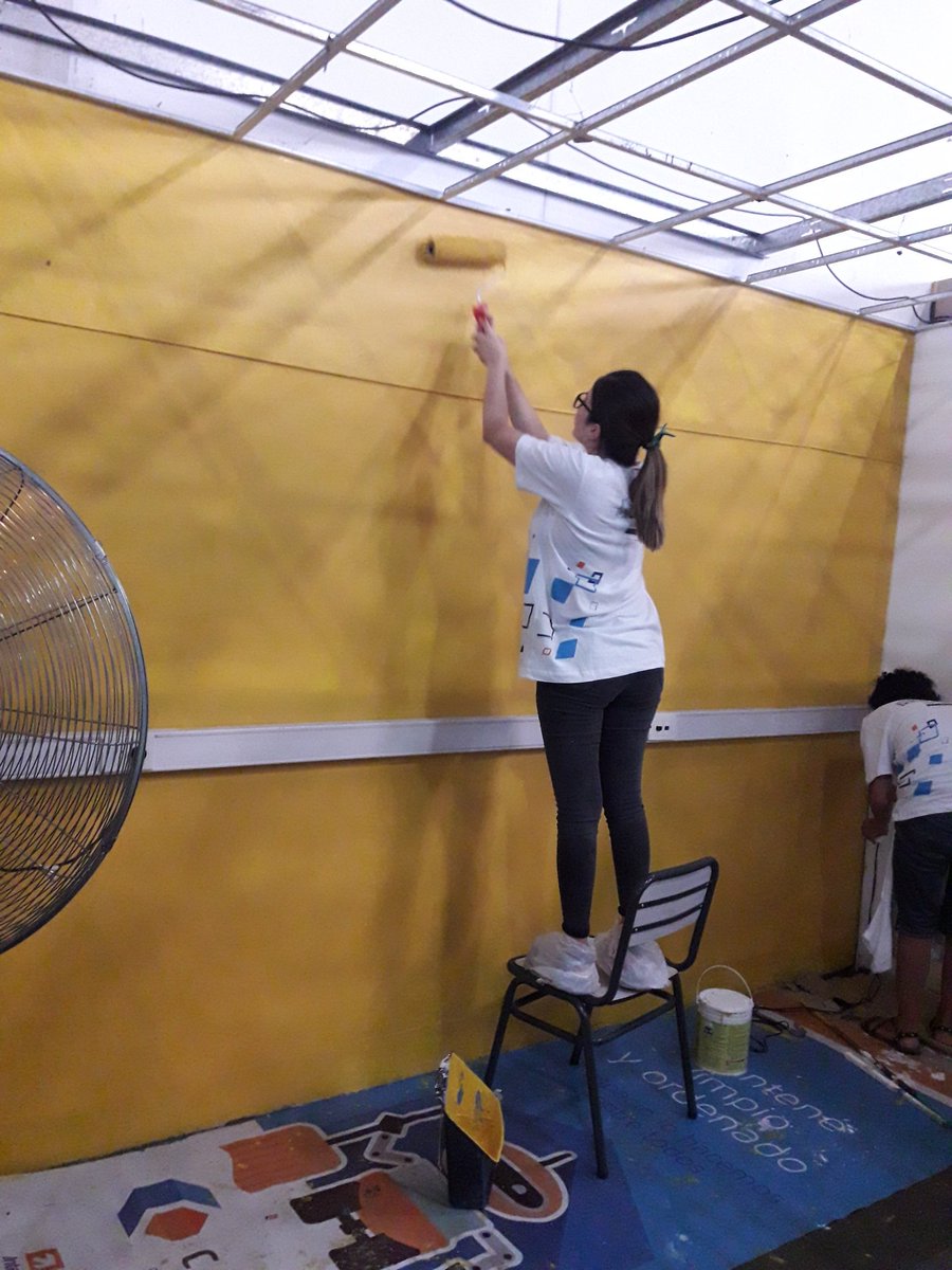 Matanzacitlam's tweet photo. Continuamos la remodelaciones para un año lleno de capacitaciones y cursos gratuitos a puro color! 
Gracias ! @magariovero  @FerEspinozaOK https://t.co/vJhVFDhgRV