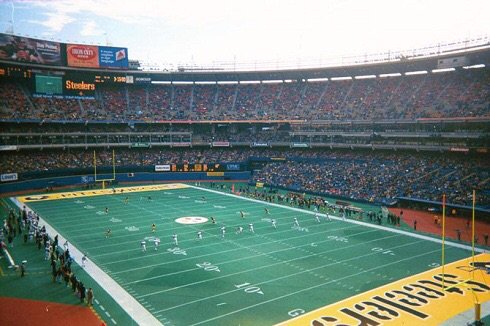 3RiversStadium's tweet photo. Close your eyes ... take a deep breath ... slowly you can still smell the nachos ... there I am in your heart. We’re still together always and forever! #BurghProud #HereWeGo #LetsGoBucs #ThreeRiversStadium https://t.co/m7tOJ3Mo55