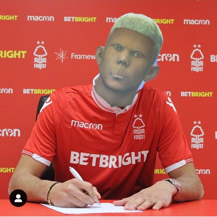 NottsVfl's tweet photo. The Coát
Number:92
Position: RW/CAM/GK https://t.co/TTDpmS8AN1