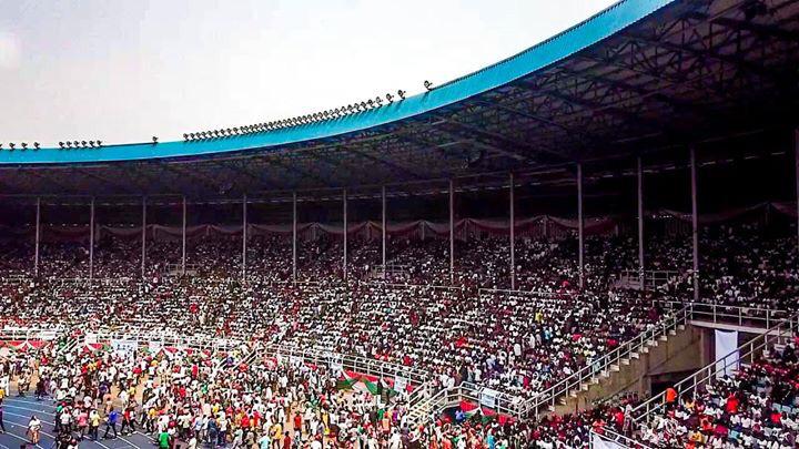 touchedbyelda's tweet photo. And @atiku arrives Port Harcourt! #AtikuInPH #AtikuInRivers #BetterNigeria @BetterWithAtiku https://t.co/fa3S07L8xs