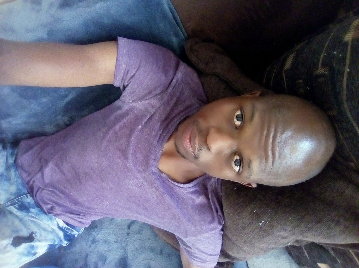 OBED_SEAKAMELA's tweet photo. #MondayMorningsBeLike https://t.co/LpjYmoWTsL