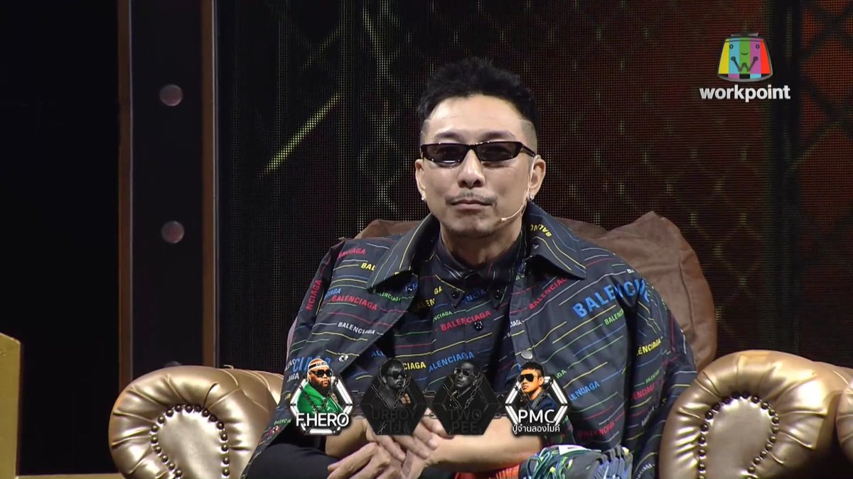Battleangel15's tweet photo. ทุกๆ คนชูมือ Put Your Hands Up
คนไทยลุกฮือ Now Stand Up
It's the rappers!! #TheRapper2 #therapperthailand https://t.co/MBbU2953yC