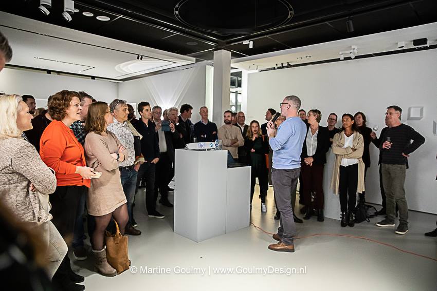 Check out pictures of last week <a href="/IALD_NL/">IALD_NL</a> event "400 seconds lighting design" in Amsterdam with about 80 participants! Kindly hosted by <a href="/DeltaLight_NL/">Delta Light NL</a> 
bit.ly/2DrMOOj