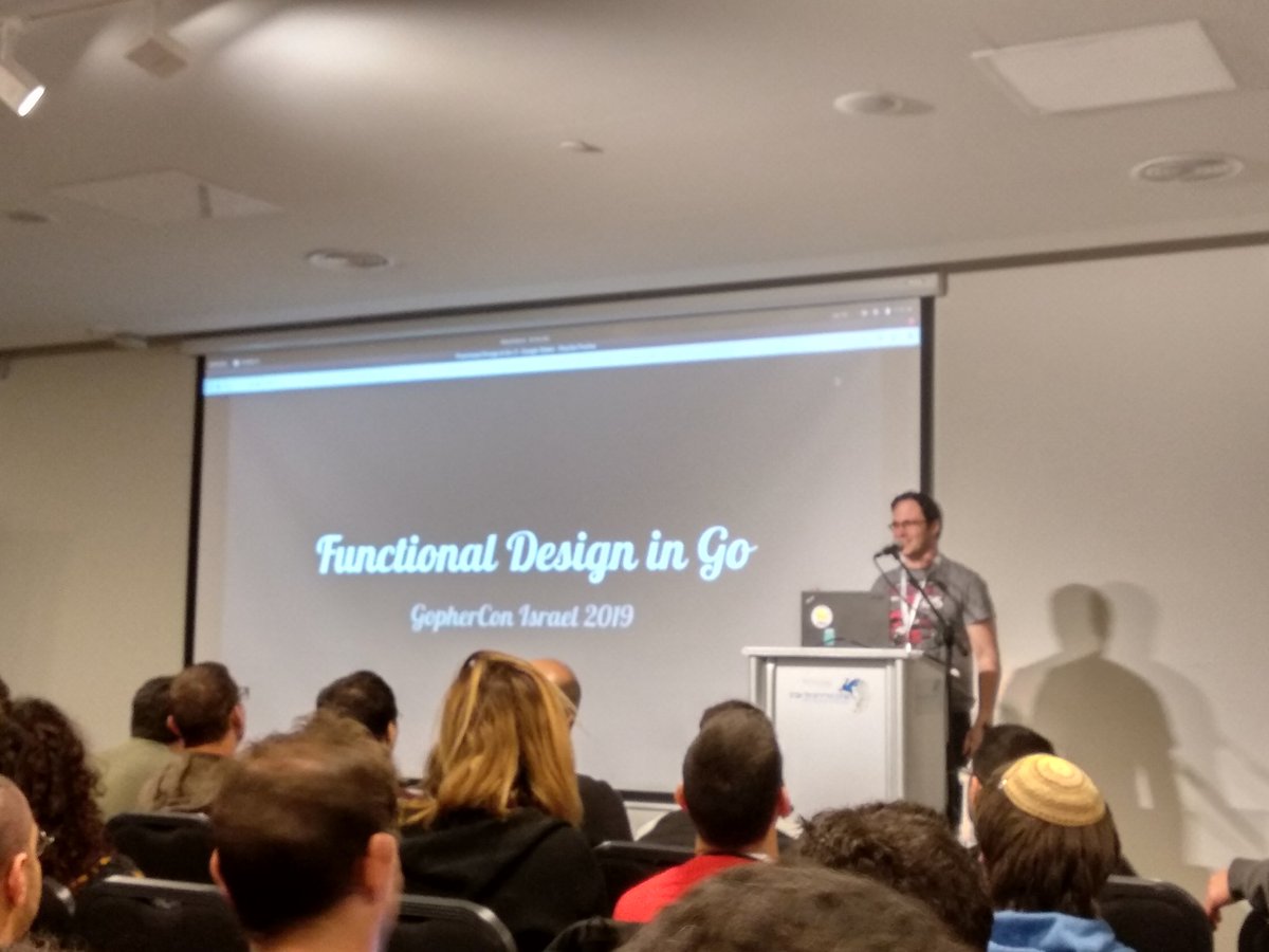 Freddy_Rolland's tweet image. Boaz Shuster from @RedHatIsrael talking about functional design in Go at @gopherconil #gopherconil #GoLang #lifeatredhat