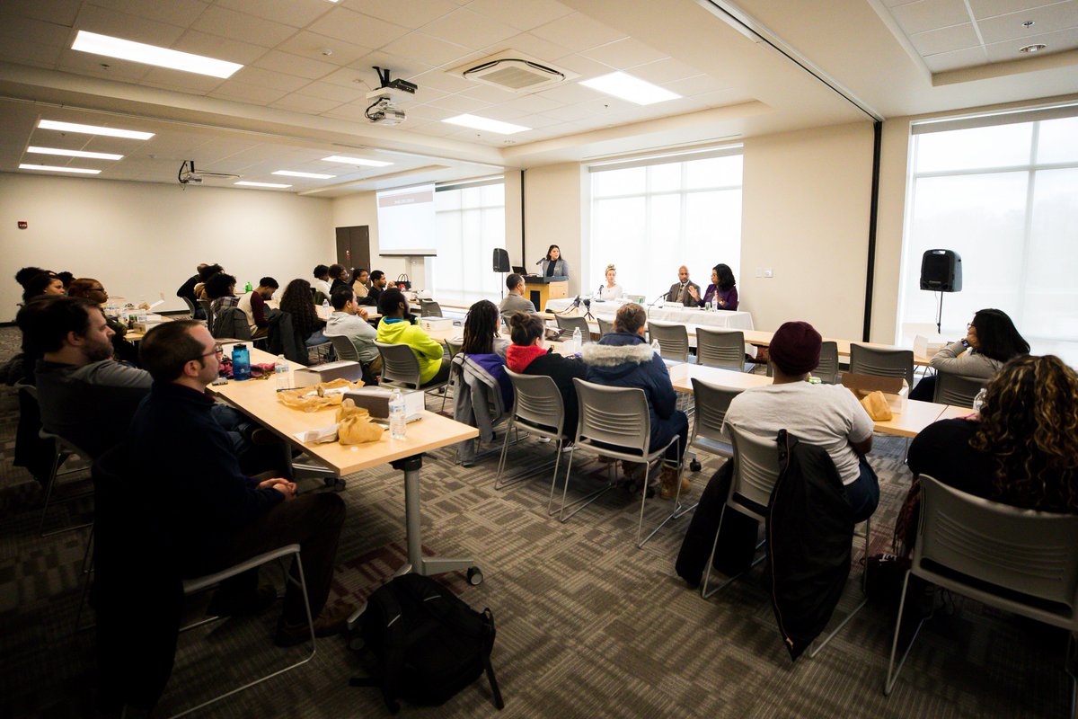 omsa110's tweet photo. OMSA thanks everyone who came out to our Kickoff event for #BlackHistoryMonth2019. A special thanks to our wonderful panelists. #EKUnity https://t.co/qmFi8Ur3WA