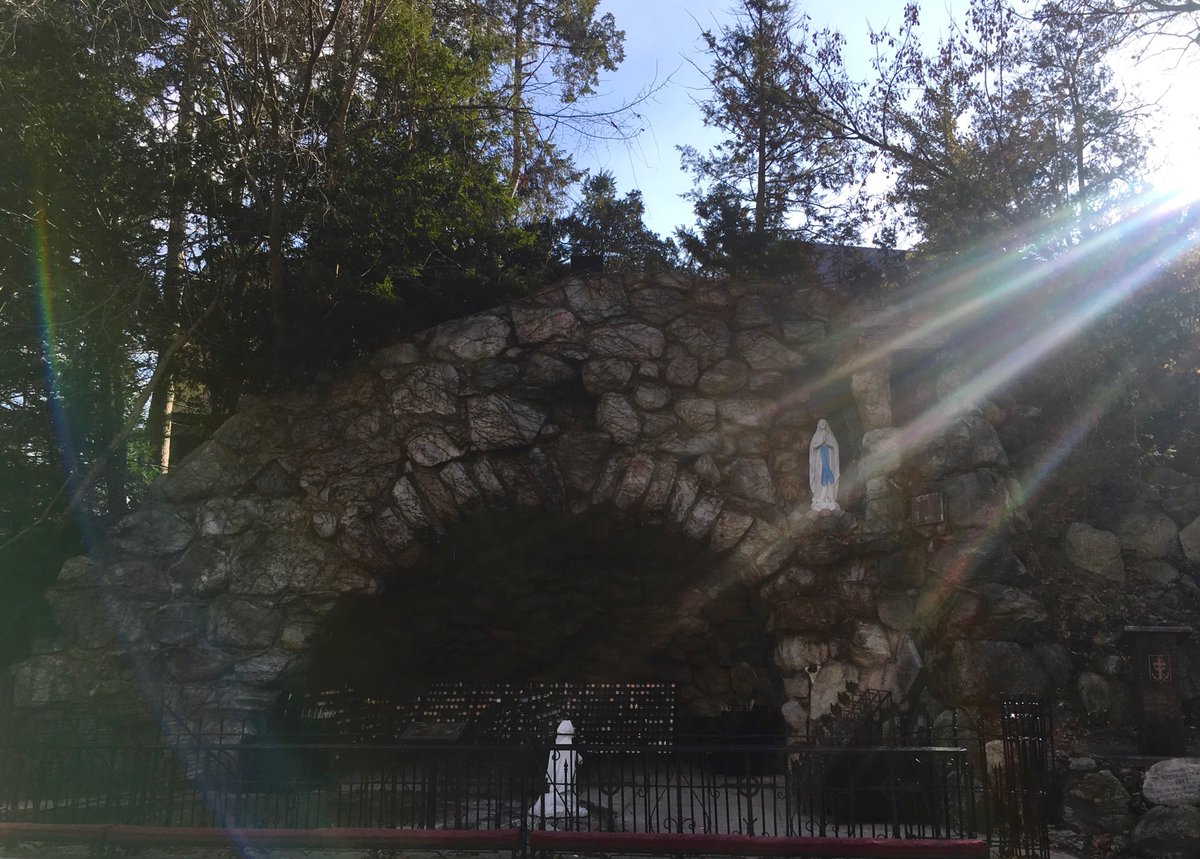 "I looked up and caught sight of the cave where I saw a lady wearing a lovely white dress with a bright belt. On top of each of her feet was a pale yellow rose."  

— St. Bernadette Soubirous, describing #OurLadyofLourdes, who is honored at ND's Grotto.

ntrda.me/20qHBsw